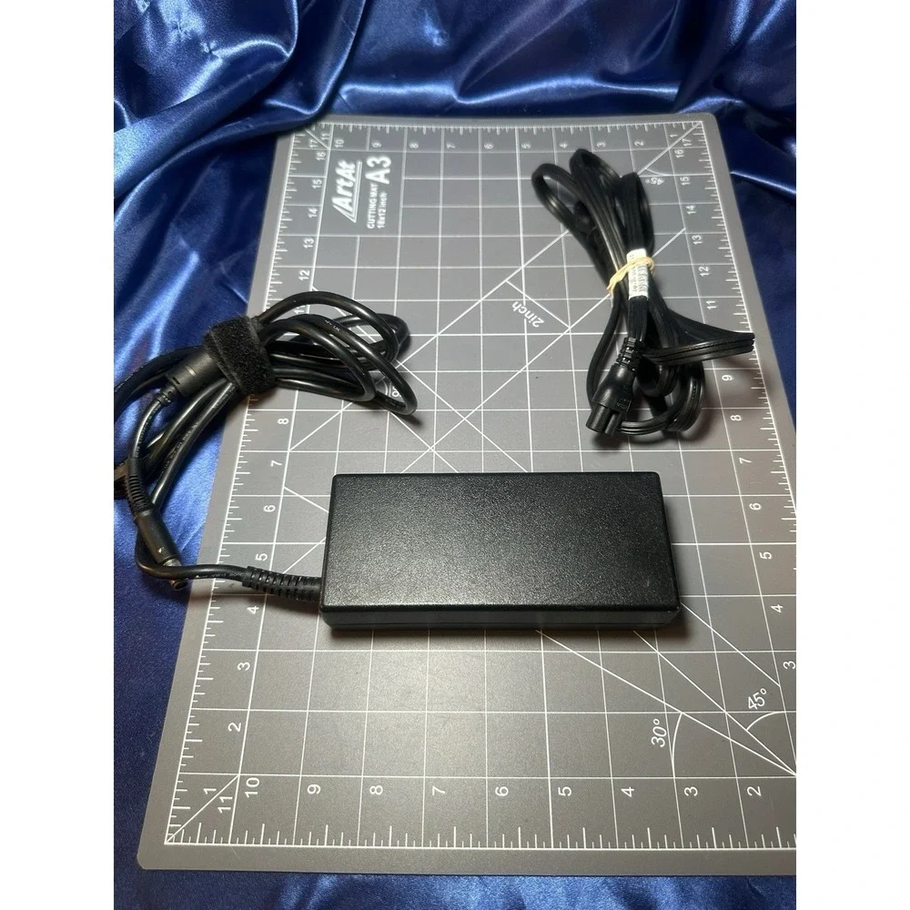 Genuine HP 120W 18.5V 6.5A AC Adapter PA-1121-42HH PPP016L-E  608426-001